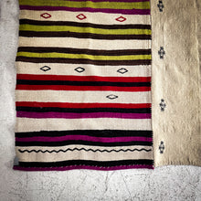 Load image into Gallery viewer, Turkish Hand Woven Wool Mexican Flatweave Rug
