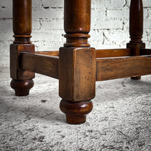 Load image into Gallery viewer, Evos W-99 Alder Side Table
