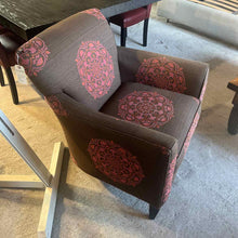 Load image into Gallery viewer, Contemporary Upholstered Fabric Armchair
