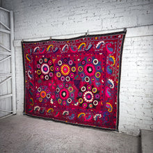 Load image into Gallery viewer, Vintage Uzbekistanian Silk Tapestry Textile
