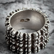 Load image into Gallery viewer, Contemporary Modernist Sterling Silver Band
