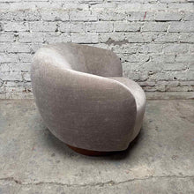 Load image into Gallery viewer, Palliser Ollie Swivel Accent Chair
