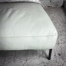 Load image into Gallery viewer, Set of 2 Erba Abbraccio Leather Lounge Chair
