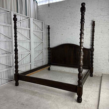 Load image into Gallery viewer, Four Poster Traditional King Oak Bed
