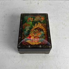 Load image into Gallery viewer, Kholui Russian 'Sleeping Princess' Lacquer Box
