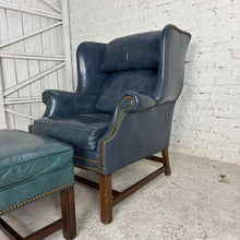 Load image into Gallery viewer, Schafer Bros. Style 5120 Wingback Set
