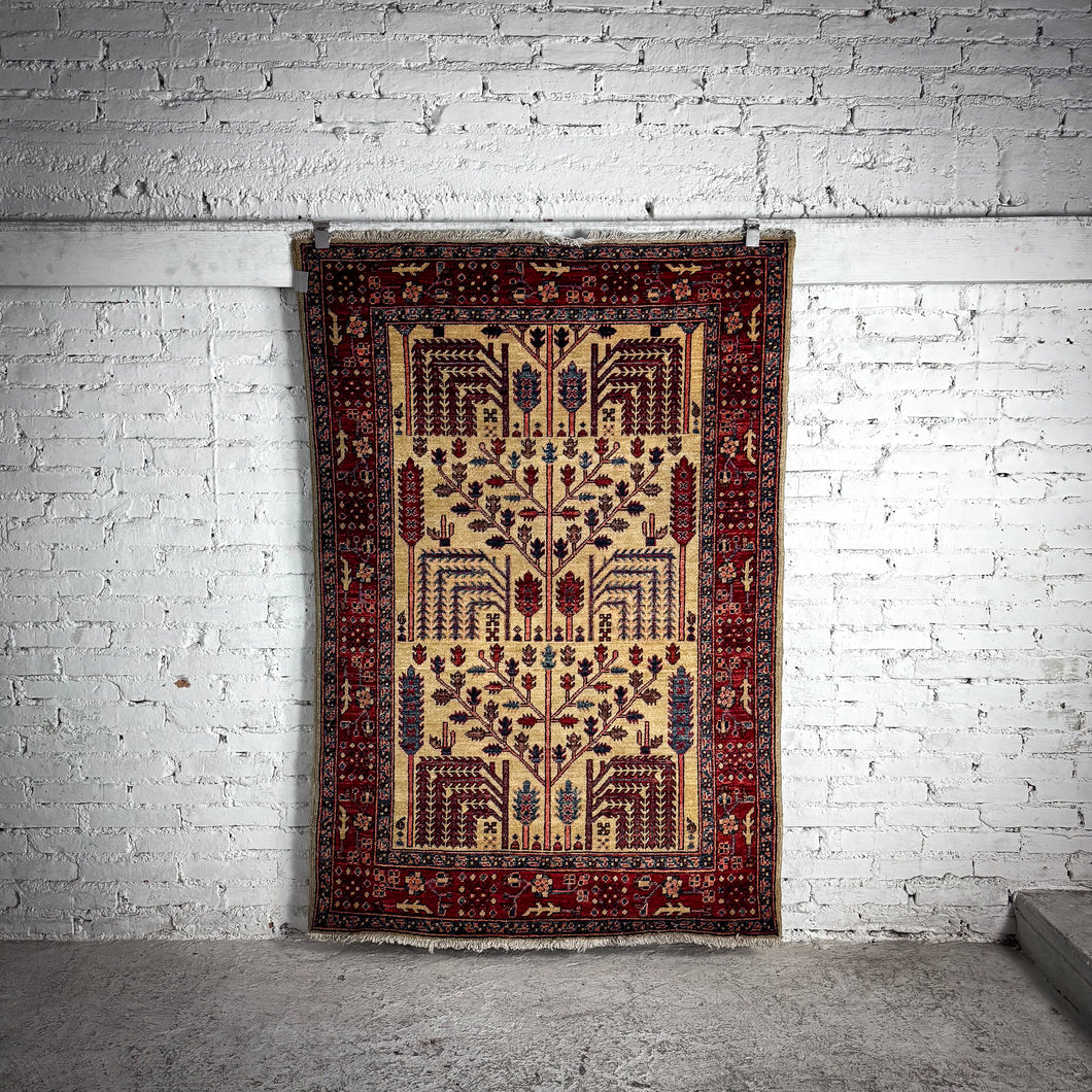 Bakhtiari Accent Persian Knotted Rug