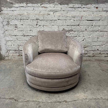 Load image into Gallery viewer, Palliser Kinsley Swivel + Glide Club Chair
