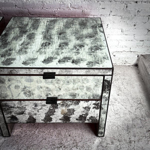 Set of 2 Contemporary Mirror Nightstand