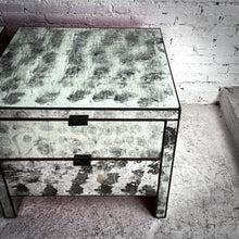 Load image into Gallery viewer, Set of 2 Contemporary Mirror Nightstand
