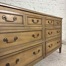 Load image into Gallery viewer, Heritage Henredon Driftwood 8-Drawer Dresser
