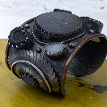 Load image into Gallery viewer, Andrea Arisiaga Brutalist Silver Druzy Quartz Necklace
