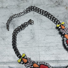 Load image into Gallery viewer, Vintage Metal Rhinestone Collar Necklace
