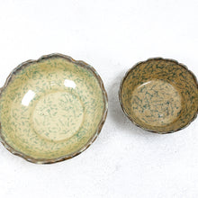Load image into Gallery viewer, Set of 2 Late 19th Century Spongeware Glazed Ceramics
