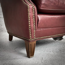 Load image into Gallery viewer, Vintage Bernhardt Barrel Back Tufted Leather Armchair
