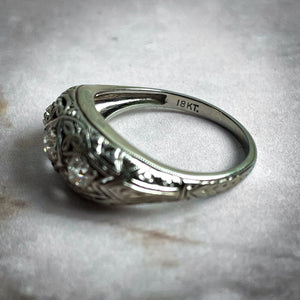 1930's Vintage Filigree White Gold 18K Diamond Ring