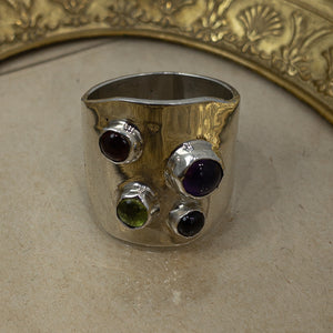New Contemporary Sterling Silver Mexico Amethyst & Peridot Ring