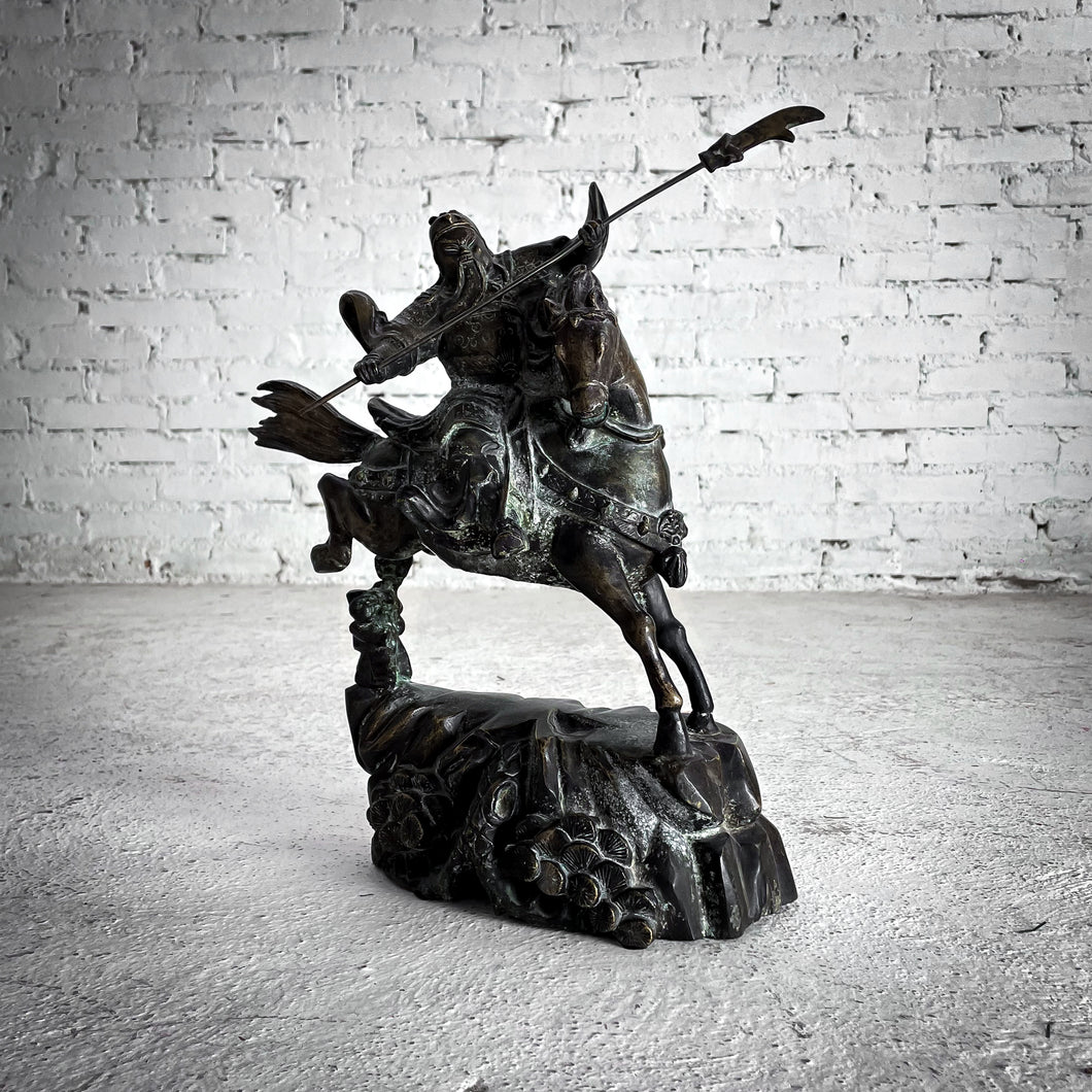 19th Century Chinese Bronze God of War Decorative Sculpture