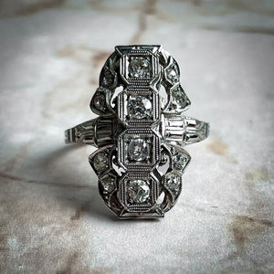 1930's Art Deco Gold 18K Diamond Ring